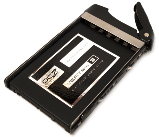 Exkluzivní zakázka – server do racku s vodním chlazením