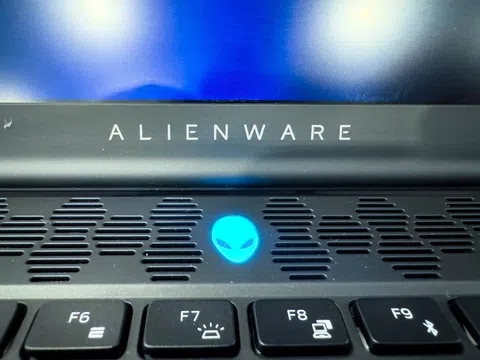 Alienware zlevní: Nový herní notebook vsadí na plast a starší čipy