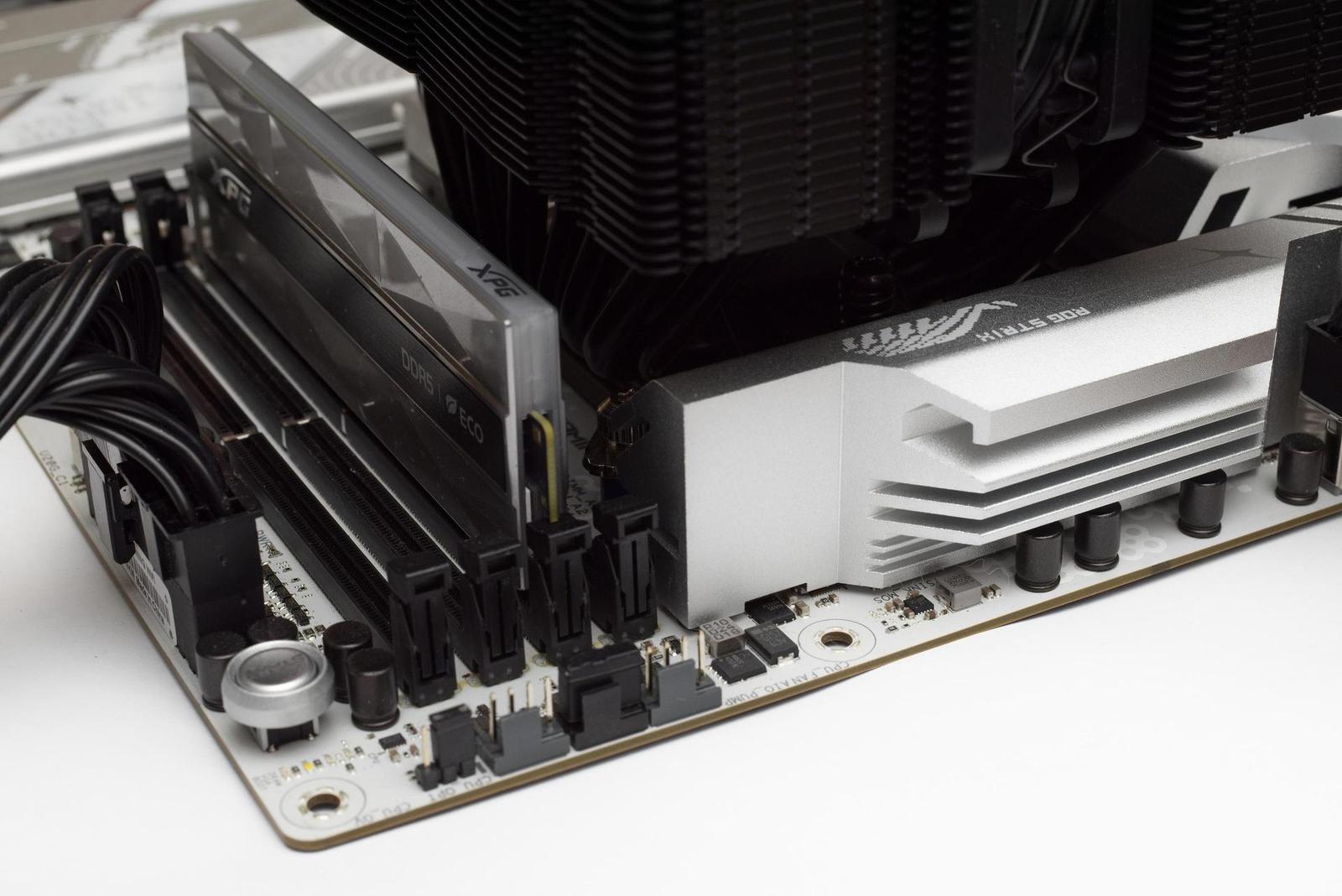 O kolik výkonu přijdete s jedinou pamětí RAM? Není to mnoho, ale...