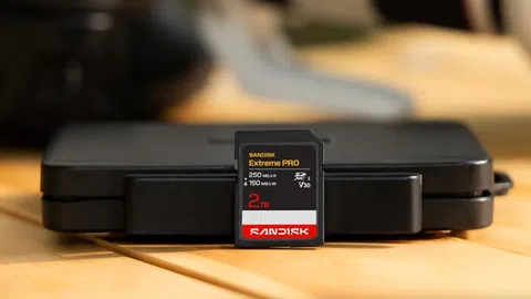 Nová 2TB paměťová karta SanDisk stojí 2 000 dolarů